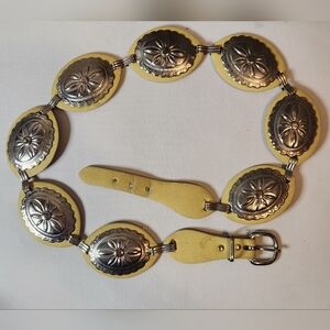 Vintage Western Concho Belt Yellow Oval Medallions Silver Embossed Flower 32-33"